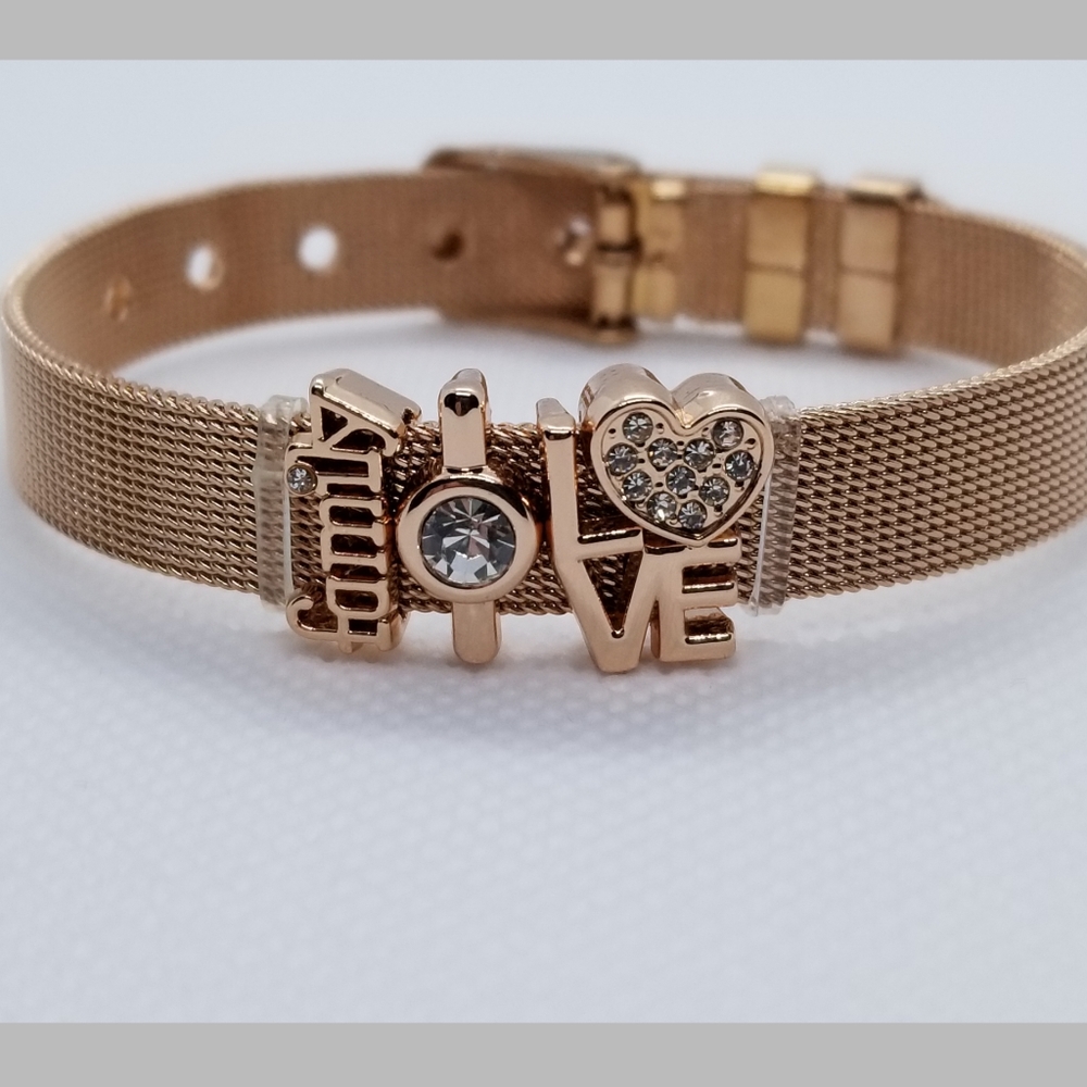 5⭐ rated 💗 Rose Gold Family Themed Charm Bracelet - Picture 5 of 6